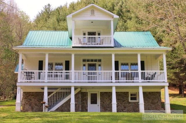 Image number 1 for the current listing