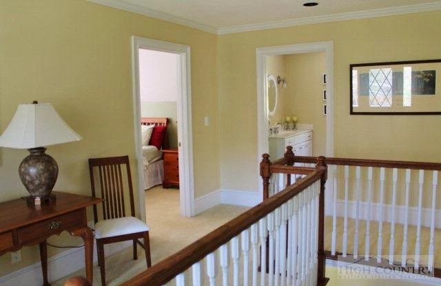 Image number 10 for the current listing