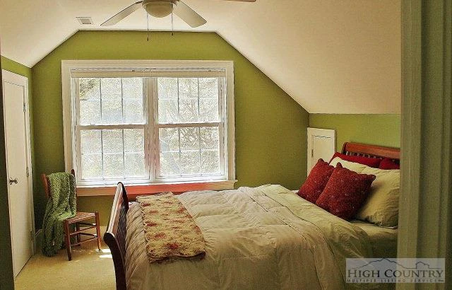 Image number 9 for the current listing