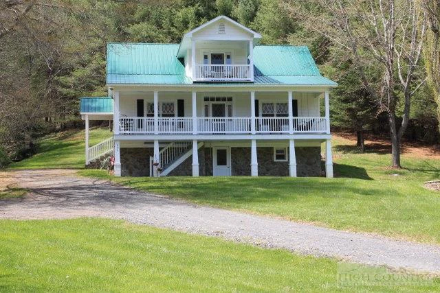 Image number 3 for the current listing