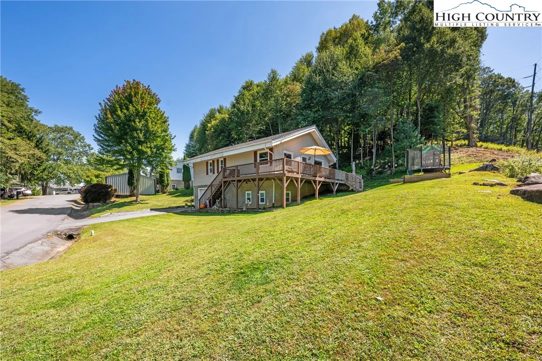 Image number 9 for the current listing