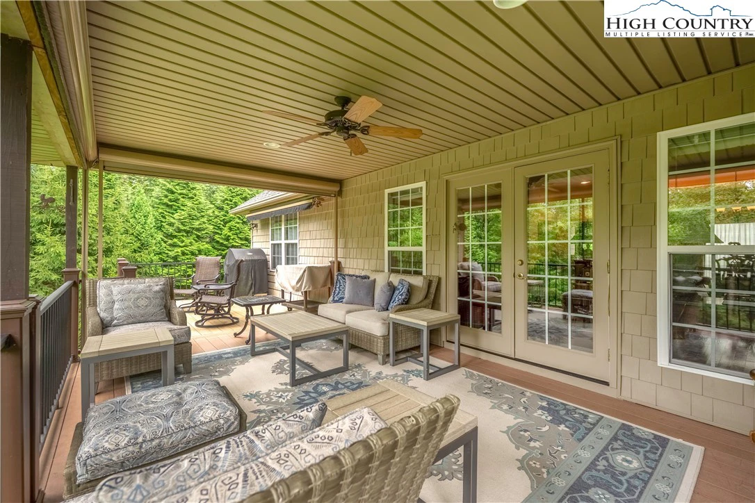 Image number 6 for the current listing
