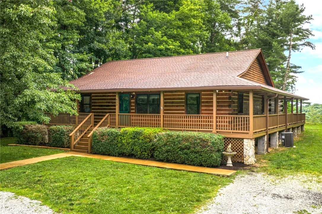 Image number 1 for the current listing