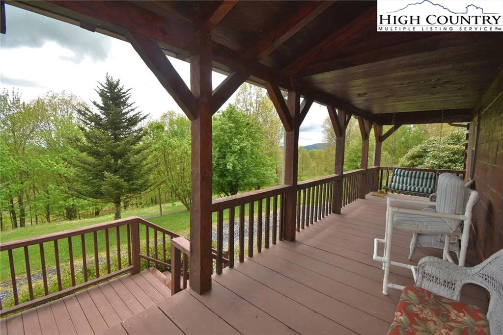 Image number 3 for the current listing