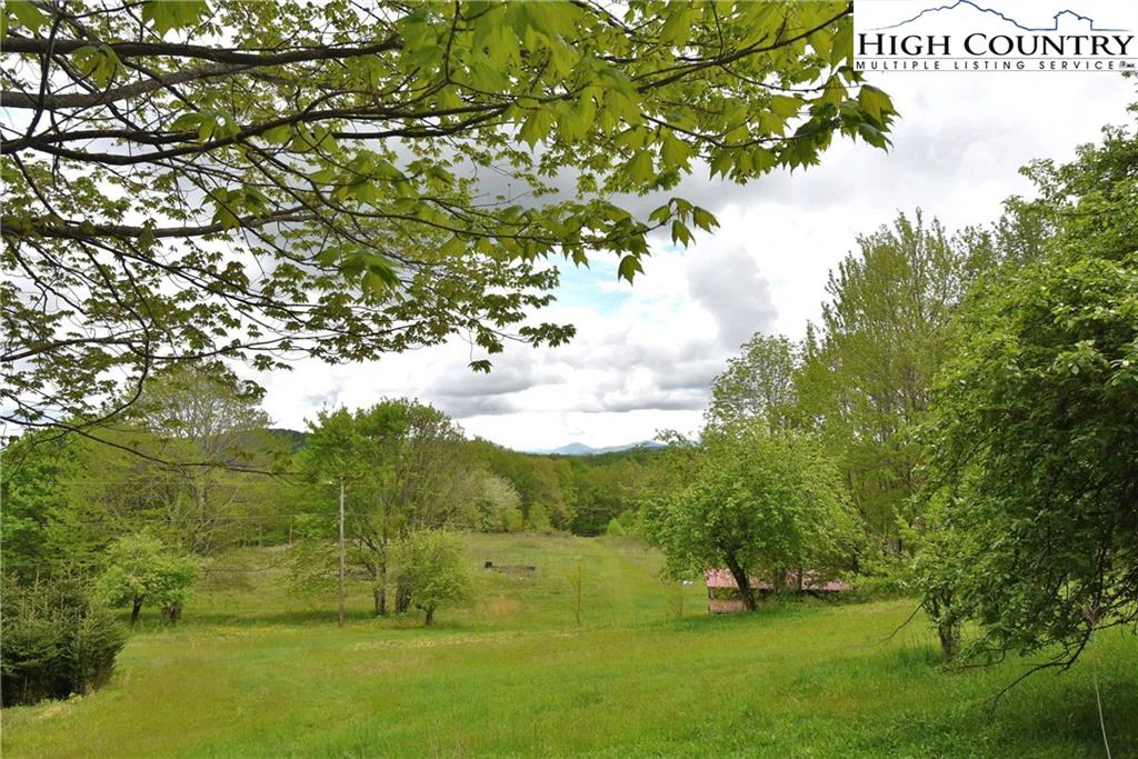Image number 20 for the current listing