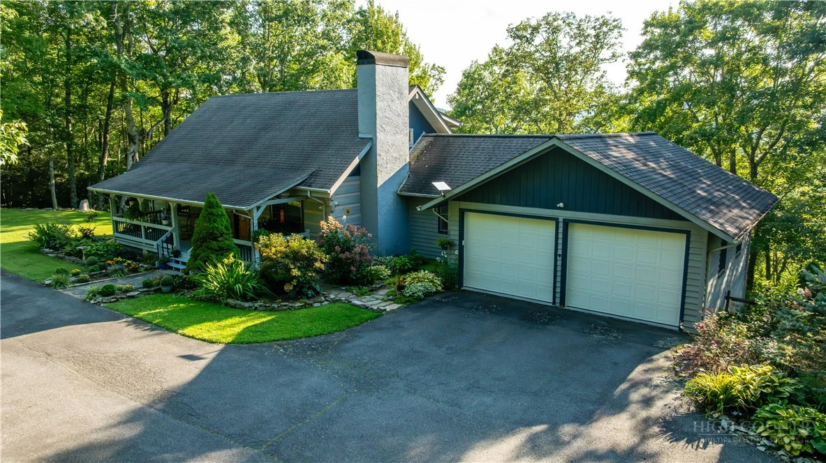 Image number 2 for the current listing