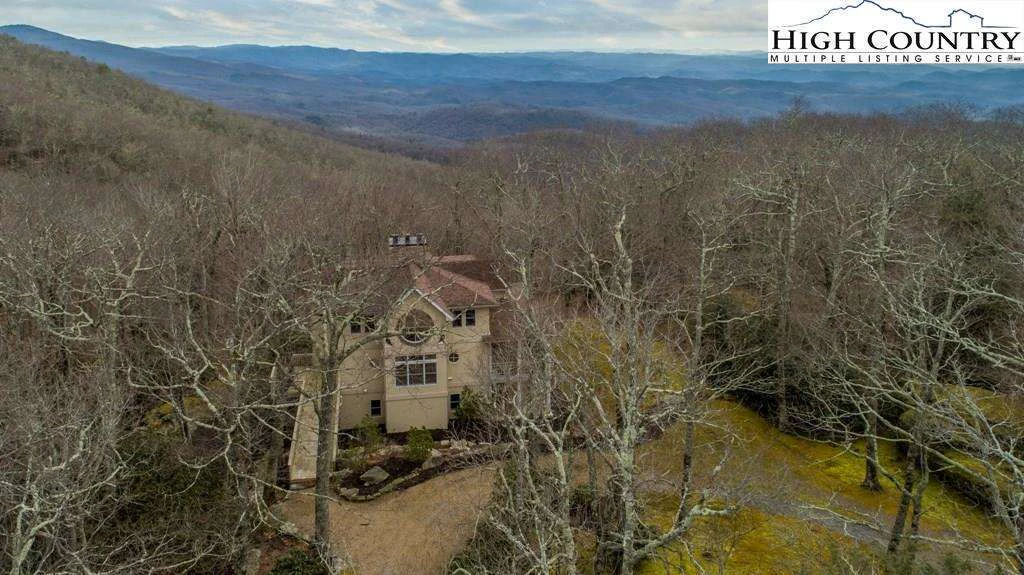 Image number 3 for the current listing