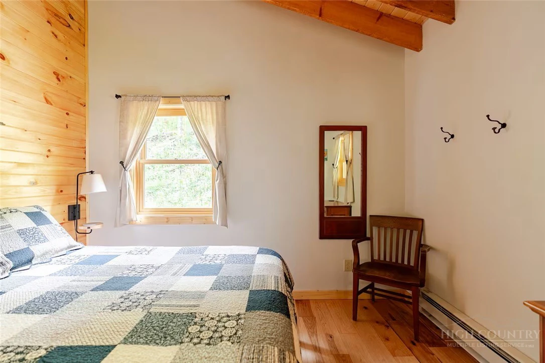 Image number 10 for the current listing
