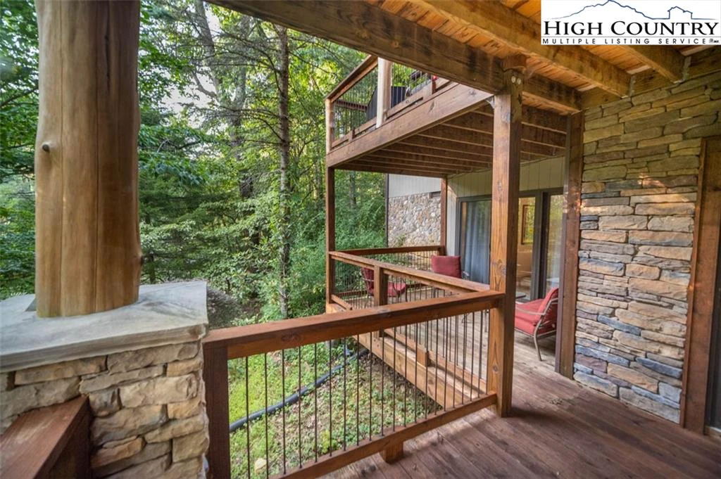 Image number 6 for the current listing