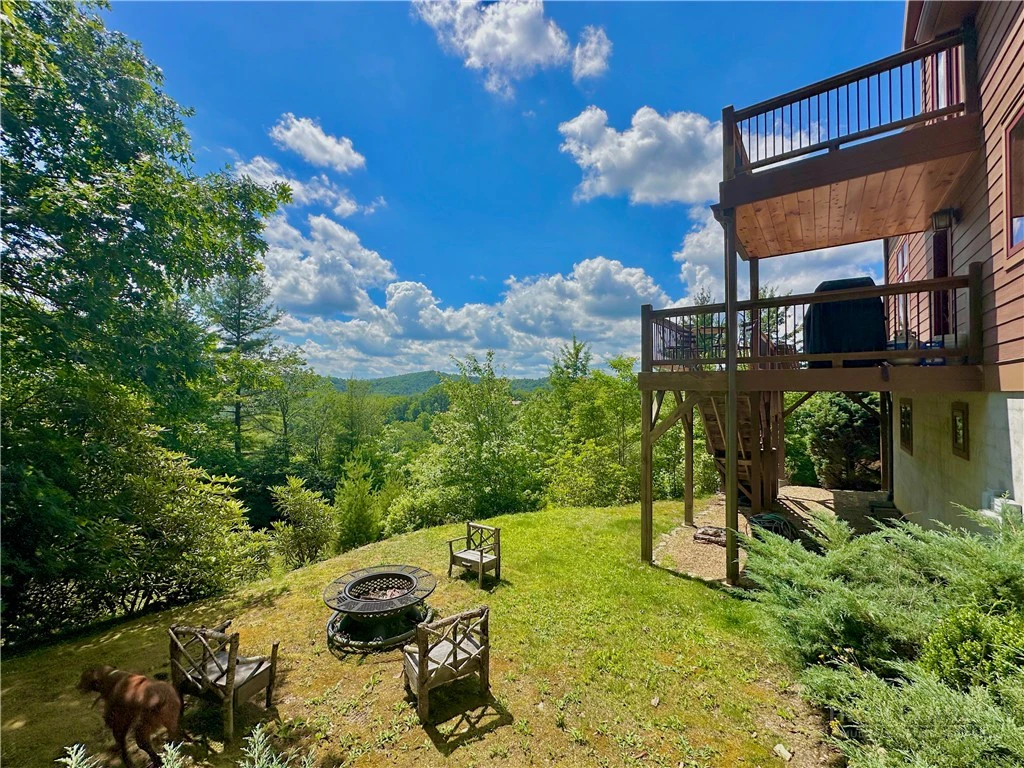 Image number 15 for the current listing