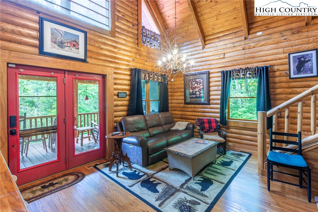Image number 5 for the current listing