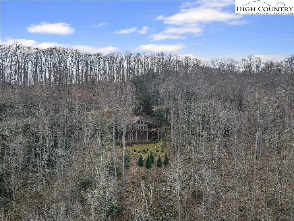 Image number 18 for the current listing