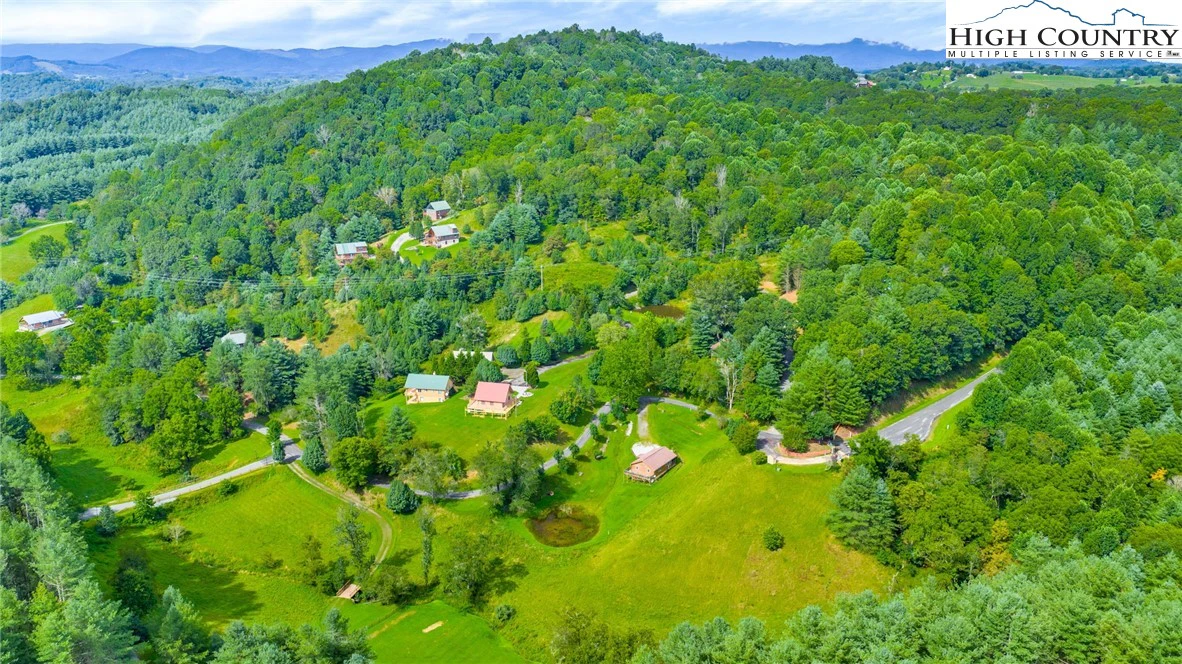Image number 9 for the current listing