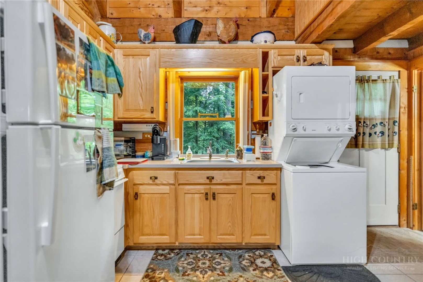 Image number 14 for the current listing