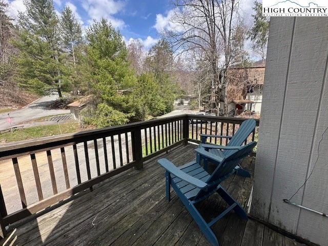 Image number 3 for the current listing