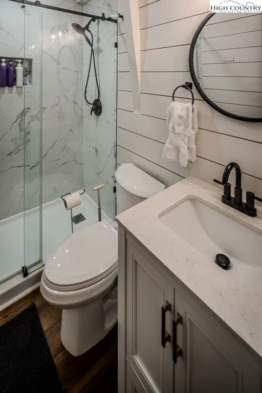Image number 6 for the current listing