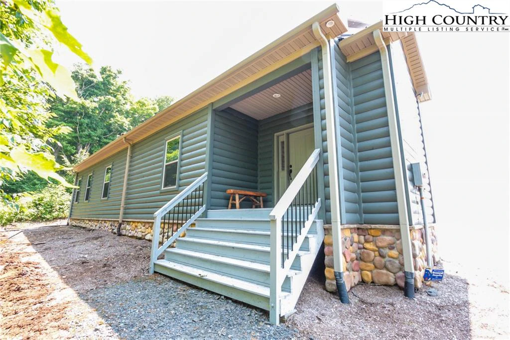 Image number 9 for the current listing