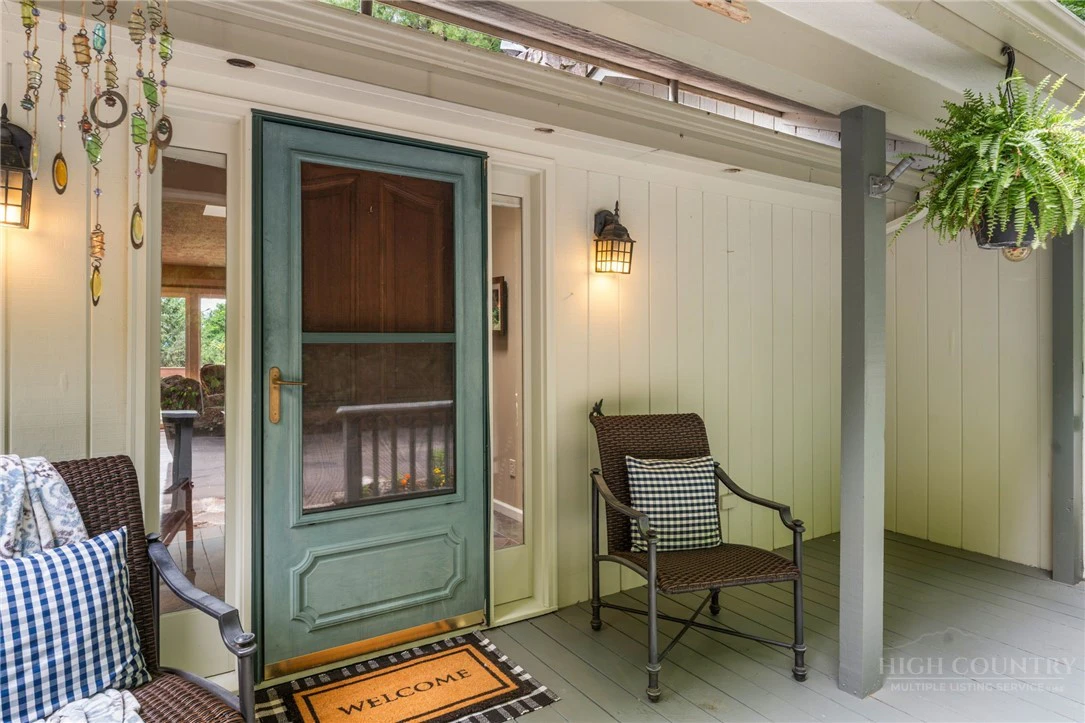 Image number 6 for the current listing