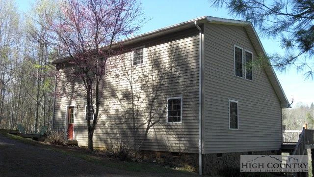 Image number 2 for the current listing