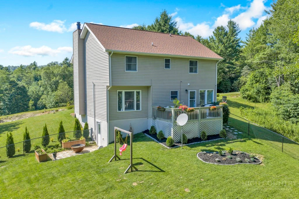 Image number 2 for the current listing