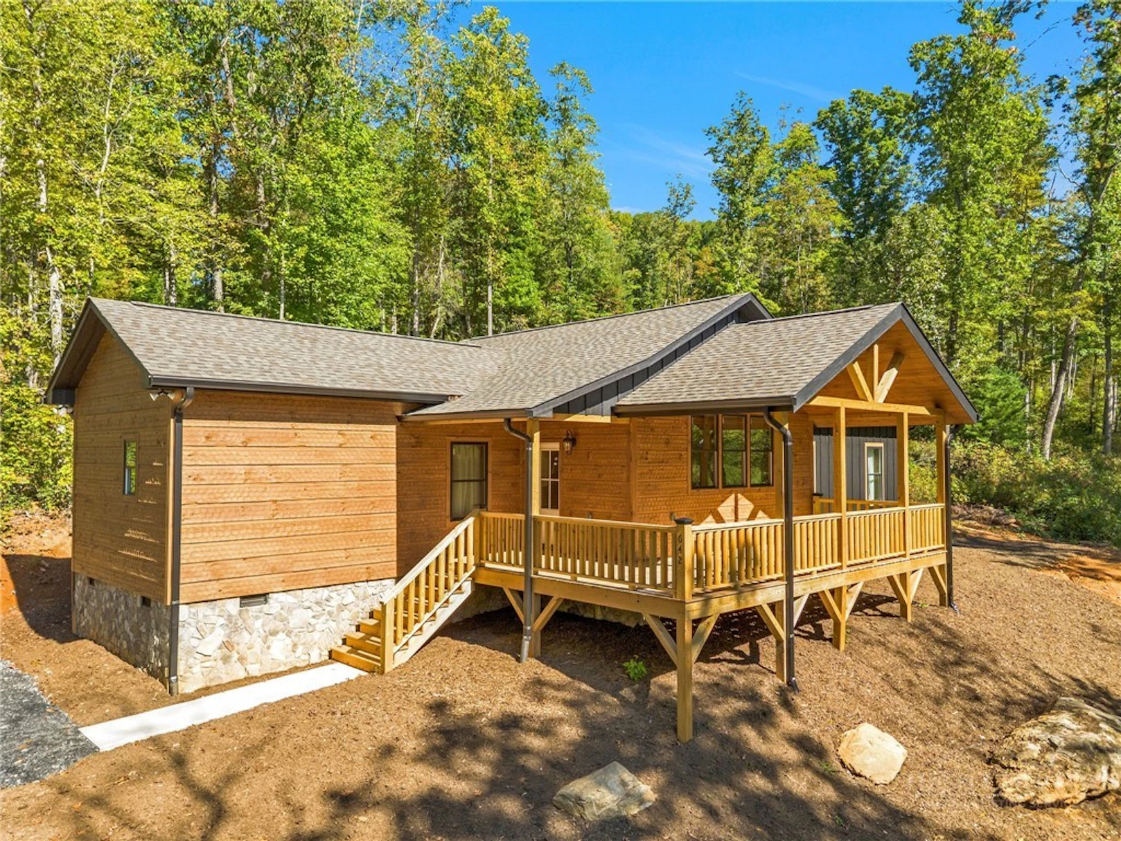 Image number 3 for the current listing