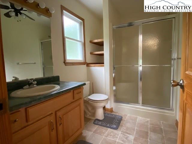Image number 18 for the current listing