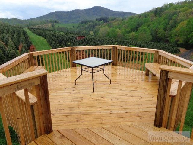 Image number 9 for the current listing