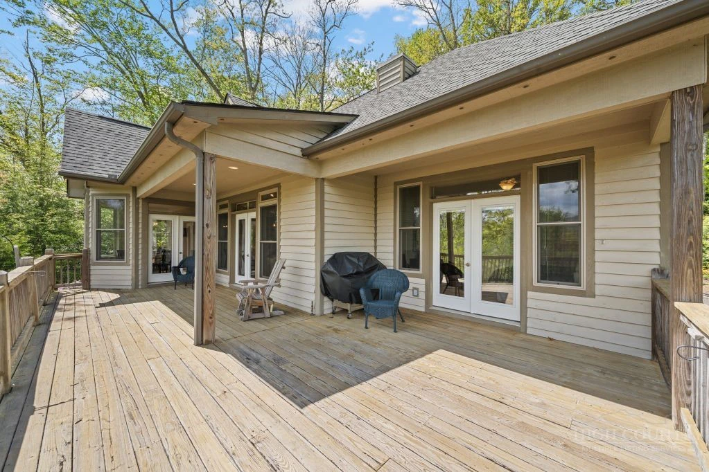 Image number 9 for the current listing