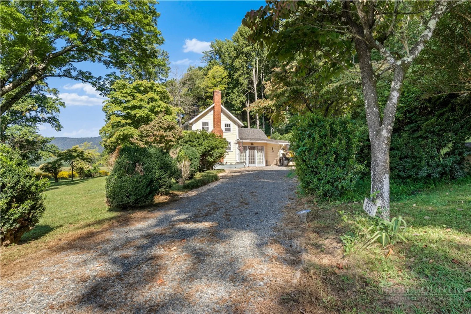Image number 7 for the current listing