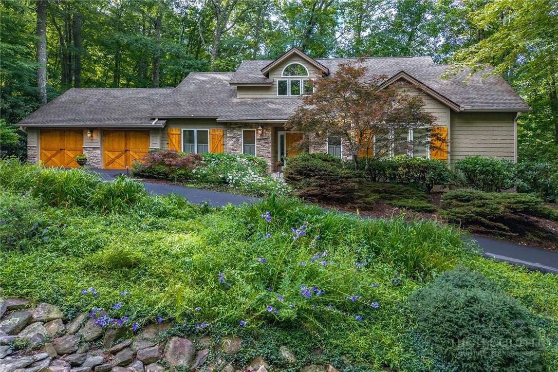 Image number 5 for the current listing