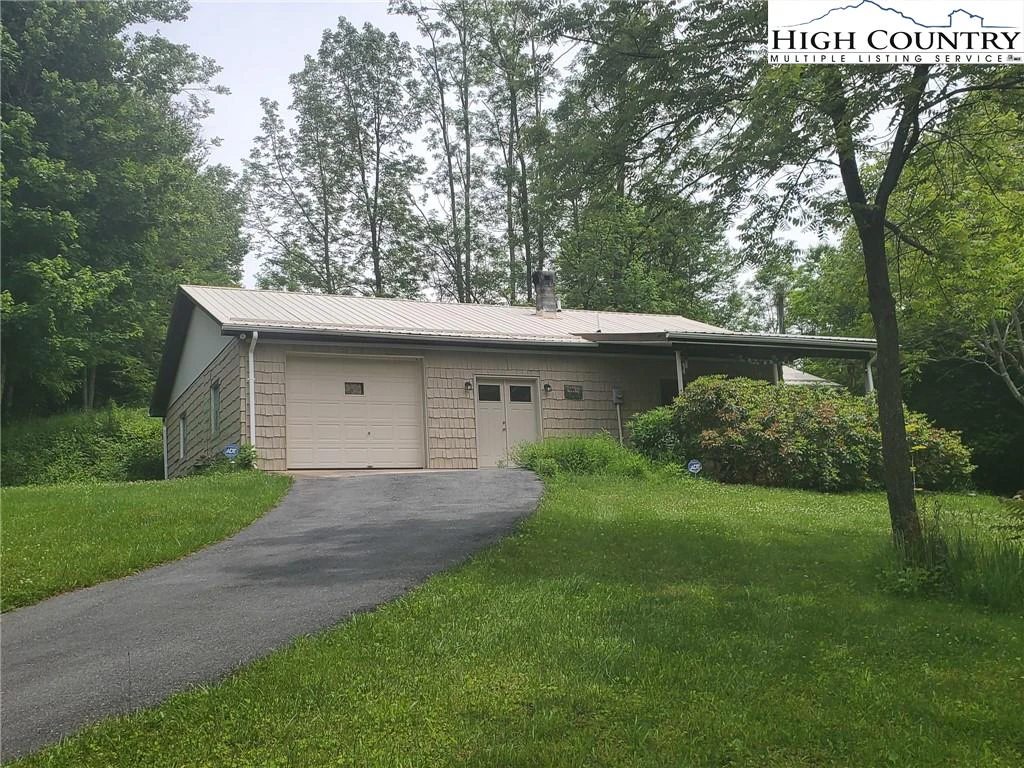 Image number 1 for the current listing