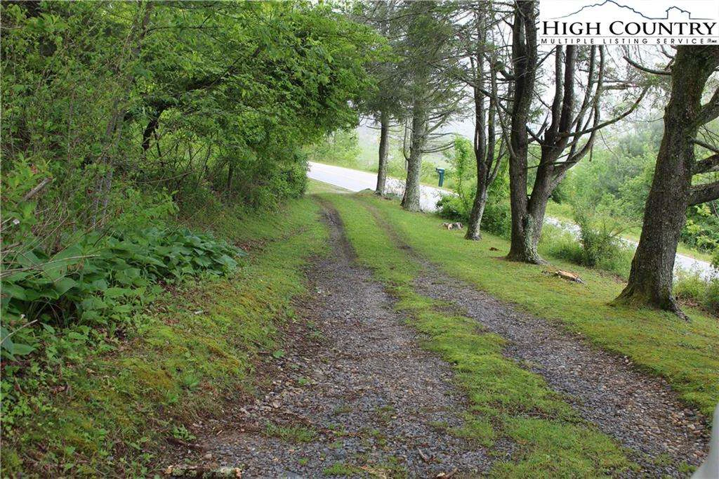 Image number 8 for the current listing
