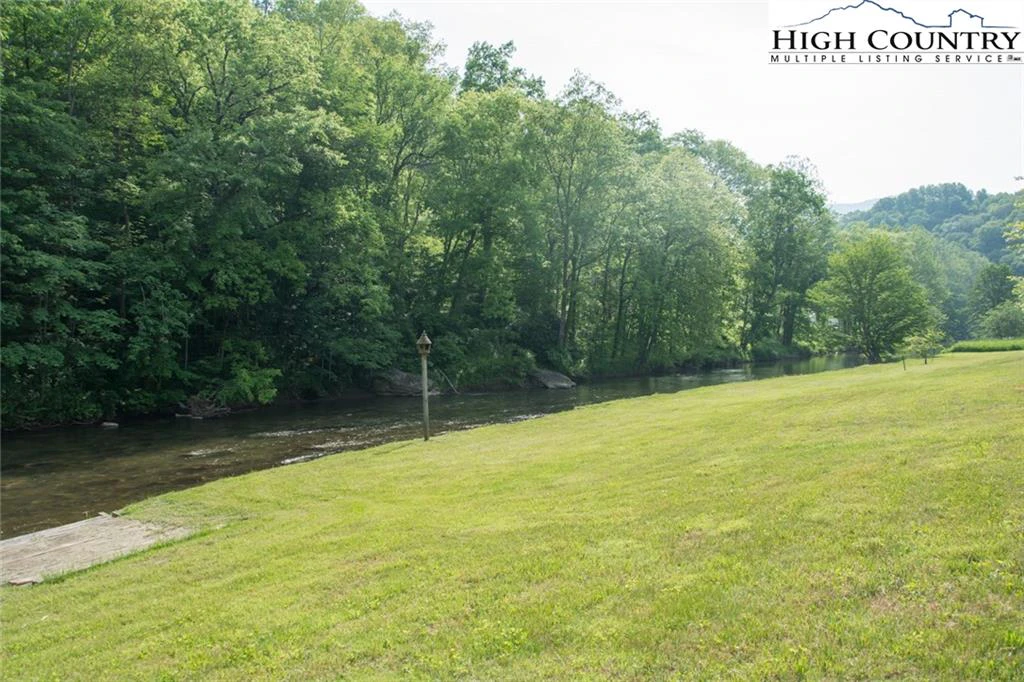 Image number 10 for the current listing