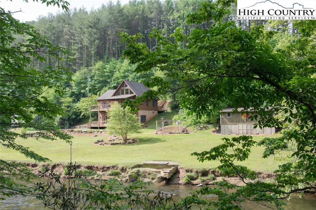 Image number 19 for the current listing