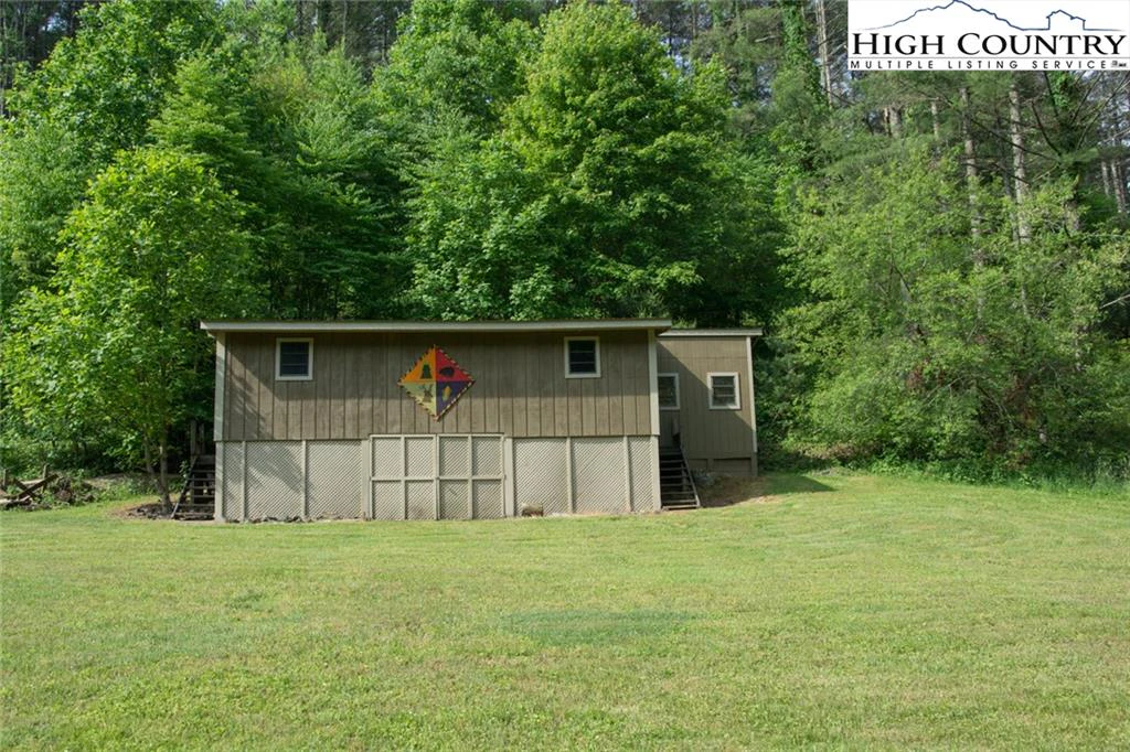 Image number 20 for the current listing