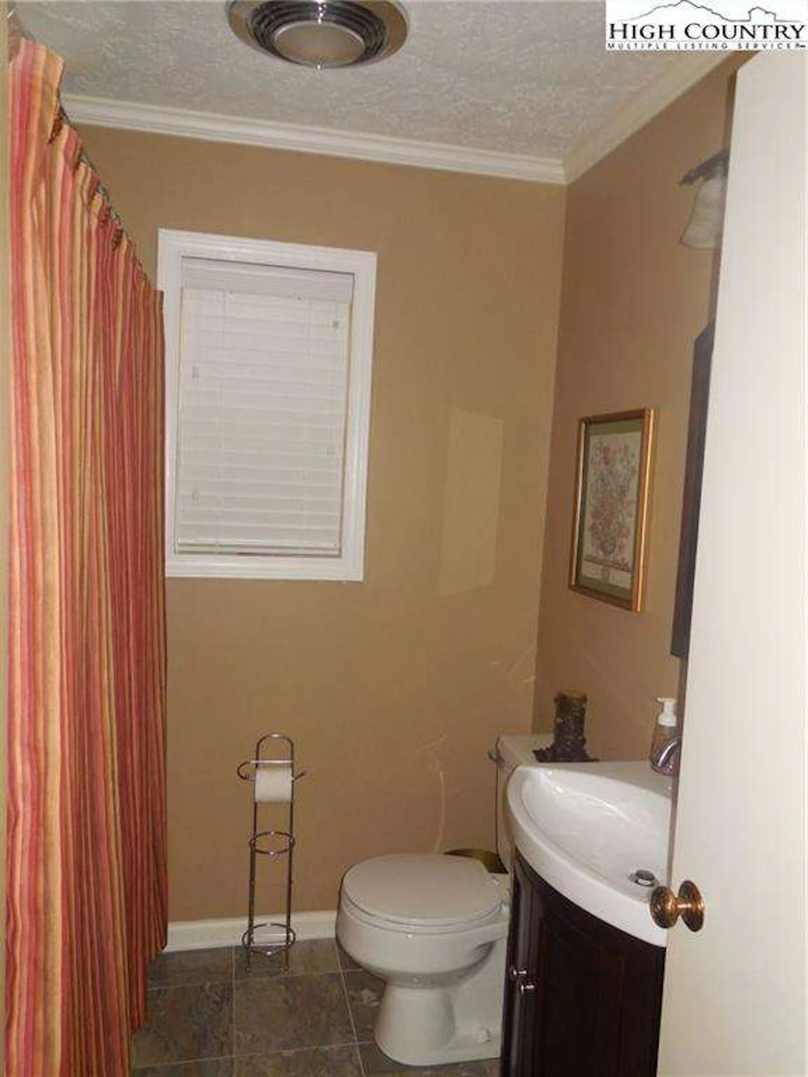 Image number 13 for the current listing