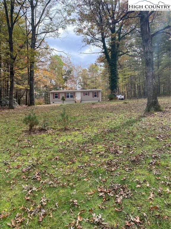 Image number 17 for the current listing
