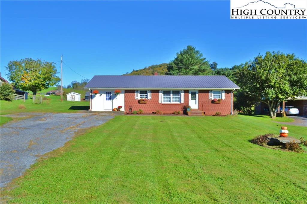 Image number 16 for the current listing