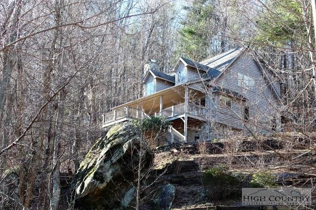 Image number 1 for the current listing