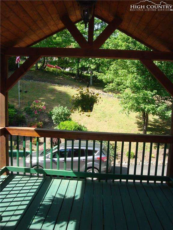 Image number 20 for the current listing