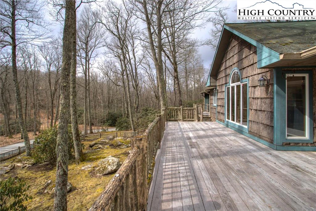 Image number 7 for the current listing