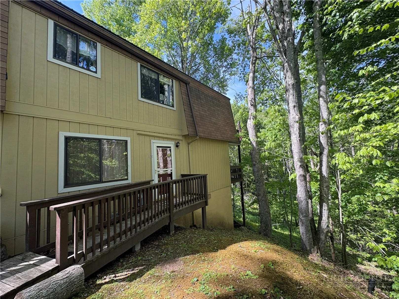 Image number 17 for the current listing