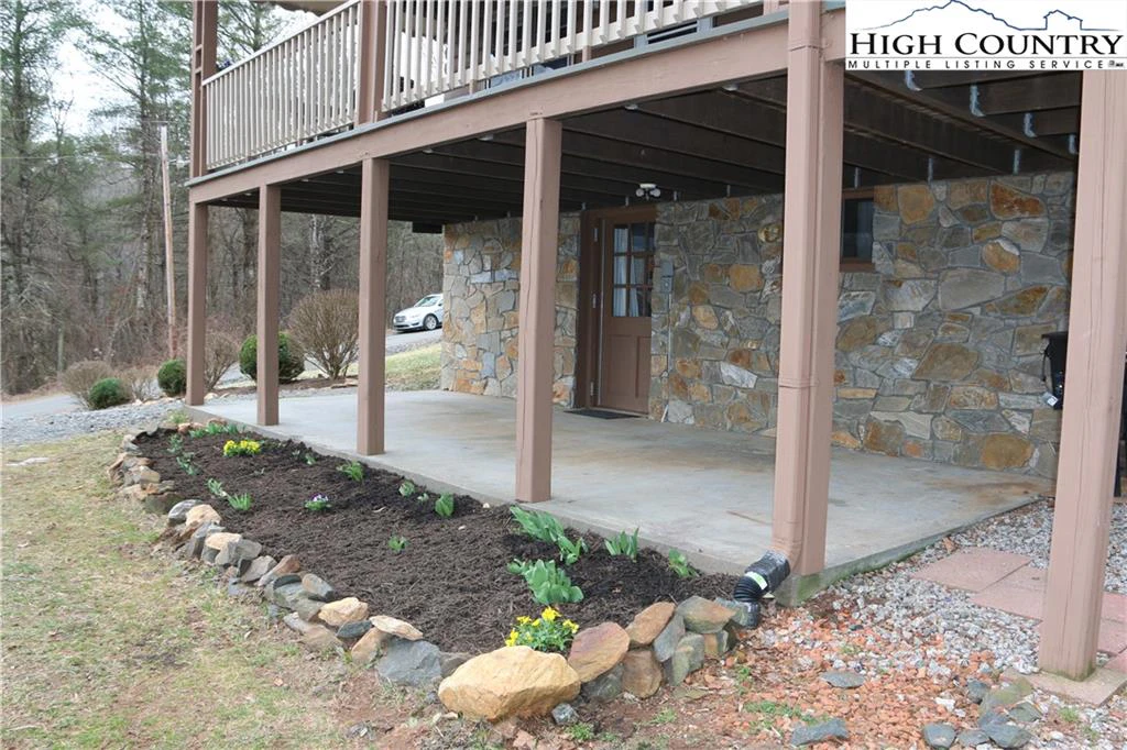 Image number 7 for the current listing