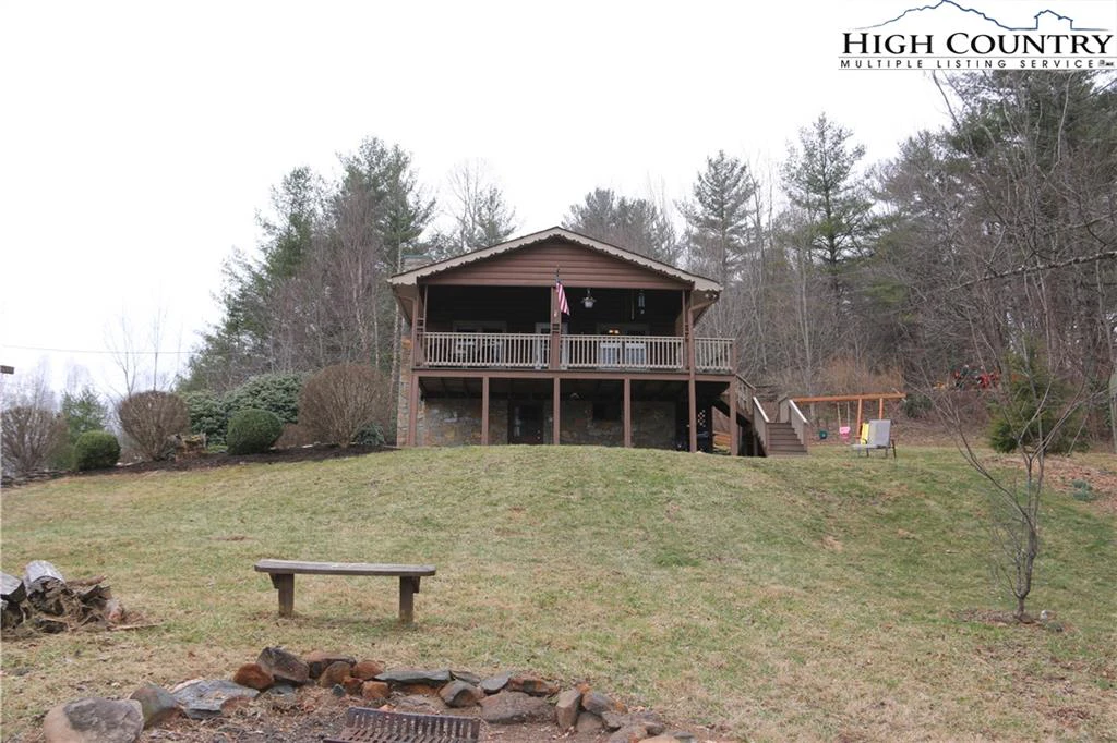 Image number 15 for the current listing