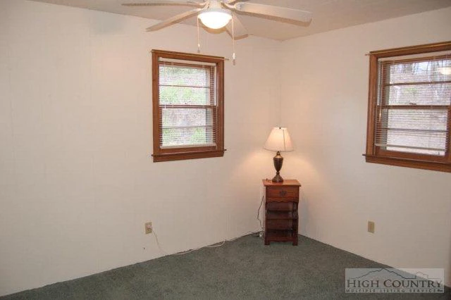 Image number 10 for the current listing
