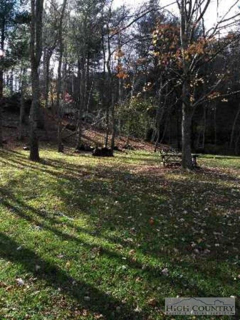 Image number 7 for the current listing