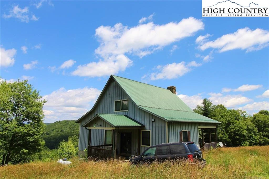 Image number 18 for the current listing