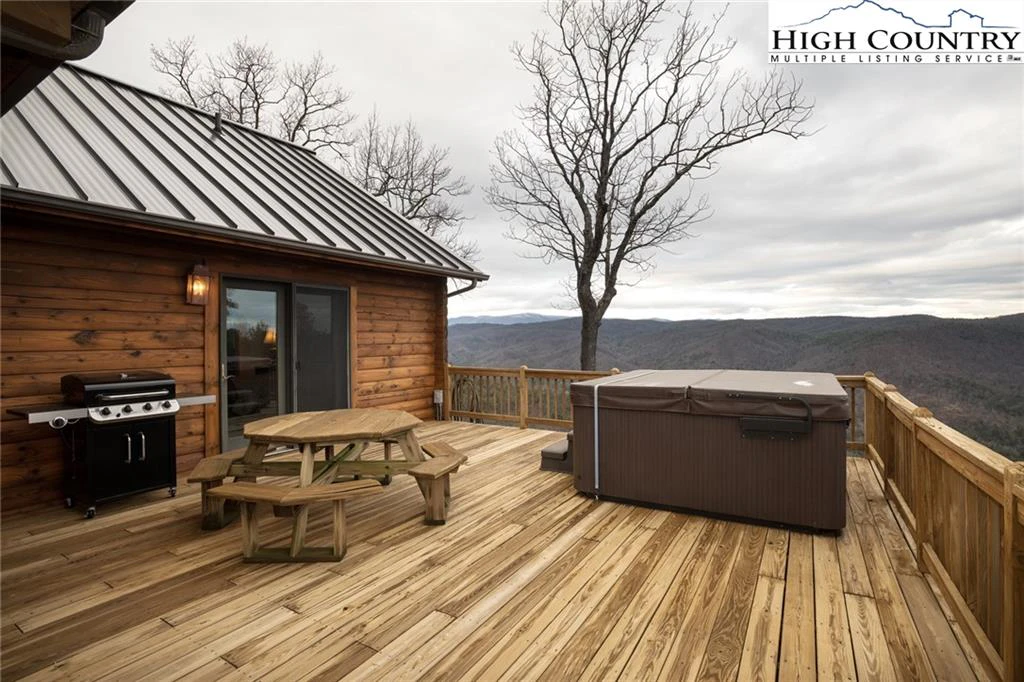 Image number 2 for the current listing