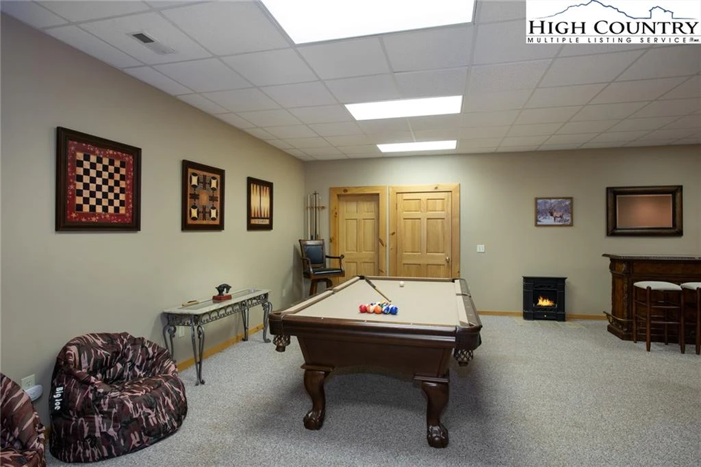 Image number 6 for the current listing