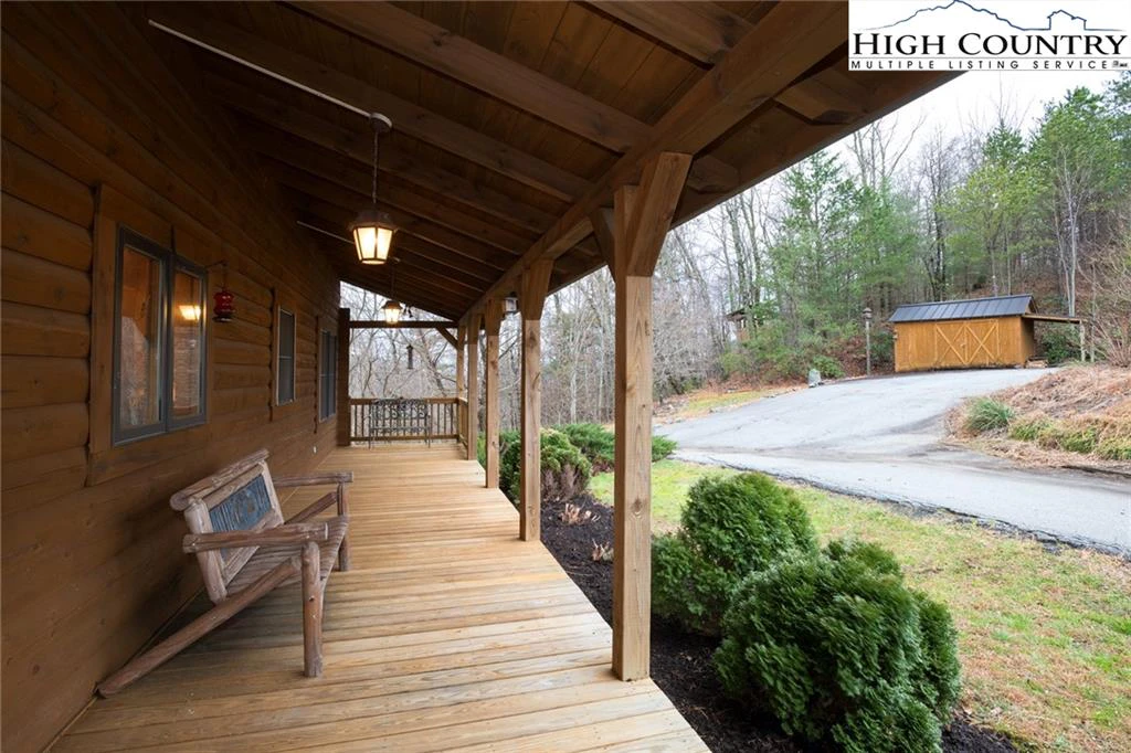 Image number 5 for the current listing